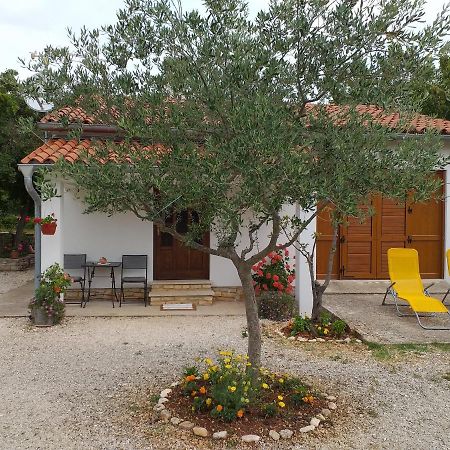 House Ulika Apartment Bale Exterior photo